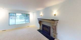 Beautiful Home with 4 Bedrooms and 2 Bathrooms Available in September! Gallery 8