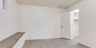 01 - 705 Brownsville Gallery 26