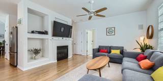 Spacious 4BDR Retreat in Lafayette Gallery 1