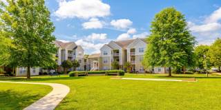 Ashbury Square Gallery 32