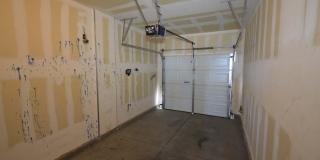 Spacious 3-Bedroom Henderson Home with Dual Garages! Gallery 4