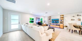 6 Northeast 19th Street Gallery 10