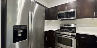 Beautifully Updated Bethany Townhome with Private Backyard and Modern Finishes Gallery 10