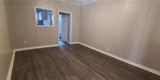 401 St Francis Gallery 7