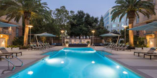 Avalon Towers on the Peninsula Gallery 39