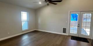 3 Bed 2 Bath Remodeled Home for Rent! Gallery 7