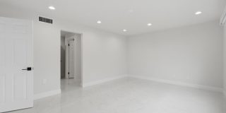 877 NE 195TH Street Gallery 39