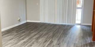 2 Bedroom, 2 bathroom condo For Rent in Town N Country! Gallery 7