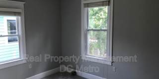 309 9th St. NE Gallery 18