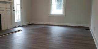 5609 Central Avenue Gallery 7