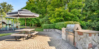 The Graham Gallery 35