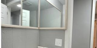 Gorgeous 2bed 1 bath Home Gallery 9