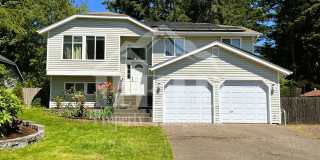 SILVERDALE - 4BED 3 BATH HOME HEART OF SILVERDALE Gallery 1