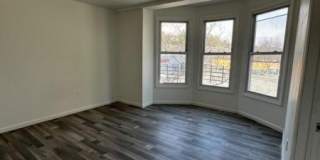 125 W Broadway 125 W Broadway Gallery 1