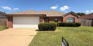 NEW IN MANAGEMENT - AVAILABLE NOW! Gallery 1