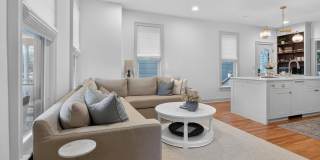 142 Heck Avenue Gallery 6