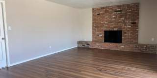 Spacious 3 bedroom, 2 bathroom home with 1,635 square feet in a convenient Central Phoenix location near I-17, offering more living space than many homes in the area Gallery 9