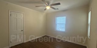 2811 E 1st Pl Gallery 12