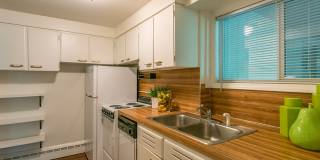 Valley Village Apartments Gallery 17