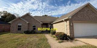 4 Bed 2 Bath Gallery 1