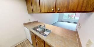 2 BLOCKS TO GREEN LAKE PARK! 2 BLOCKS TO GREEN LAKE PARK! Gallery 16