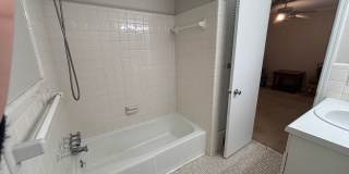 Spacious 2-bedroom, 2.5-bathroom condo in Chapel Watch Gallery 17