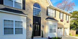 713 BONNIE MEADOW Lane Gallery 1