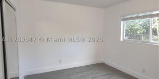 1895 Venice Park Dr Gallery 6