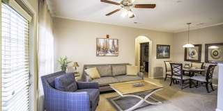 Vintage Creekwood Park Apartments Gallery 2