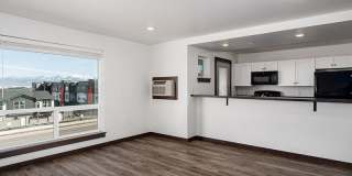 The Madison Gallery 17