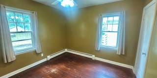 Charming 3 Bedroom Single Family Home Available Now!! Gallery 10