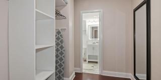 1260 21ST ST NW #410 Gallery 21