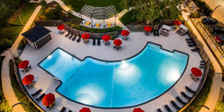 Modern on M Gallery 12