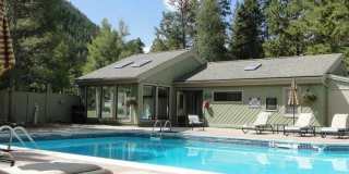 Move in Special! Keystone 2 bed/2bath! Plus Bonus Room  Pool and Hot Tubs!  BIKE STORAGE! Gallery 4