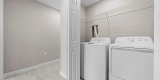 1701 Forest Knoll Dr NE Gallery 38