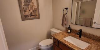 8213 W Quail Avenue Gallery 26