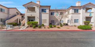 Bright  Stylish Condo with Fireplace and Private Balcony in a Resort-Style Community! Gallery 1