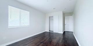 1549 East 50th Street Gallery 4