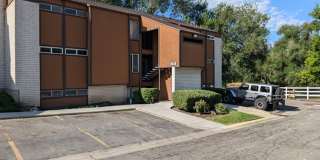 Great location Sugarhouse Condo - 2 Bed / 2 Bath Gallery 1