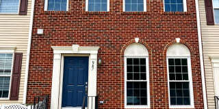 987 LONGVIEW Lane Gallery 1