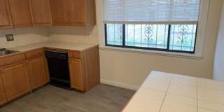 NE HEIGHTS 3 Bedroom 1 Bath Gallery 8