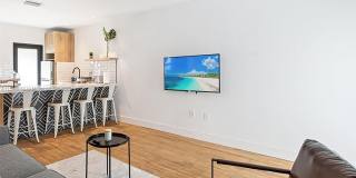 740 SW 9th St Gallery 3