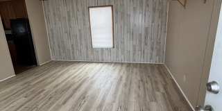 3951 S Mentor Ave Gallery 1