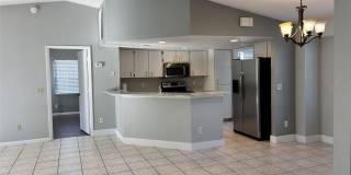 1927 CHENEY COURT Gallery 4