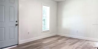 885 BELTREES STREET Gallery 2