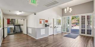 Georgetown Manor Gallery 30