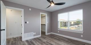 2 YEAR OLD DUPLEX NEAR ACU! Gallery 14