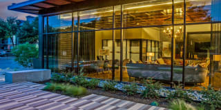 The Hudson Gallery 35