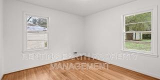 221 Lawson Road Gallery 11