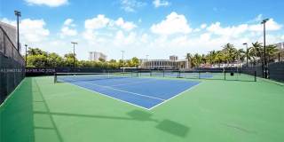 520 N Parkway Gallery 47